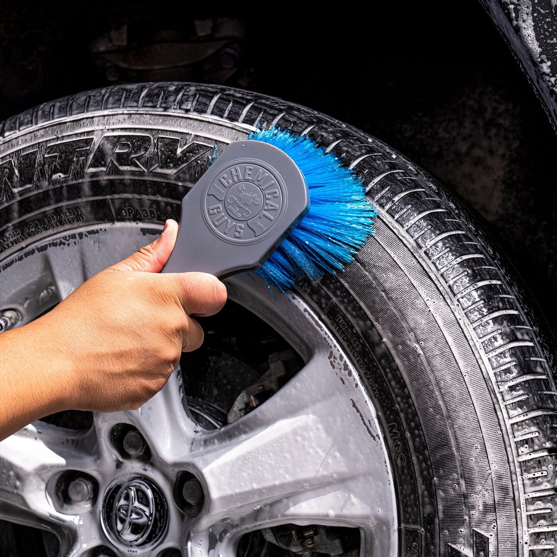 Big Blue Stiffy Heavy Duty Tyre Brush - Chemical Guys