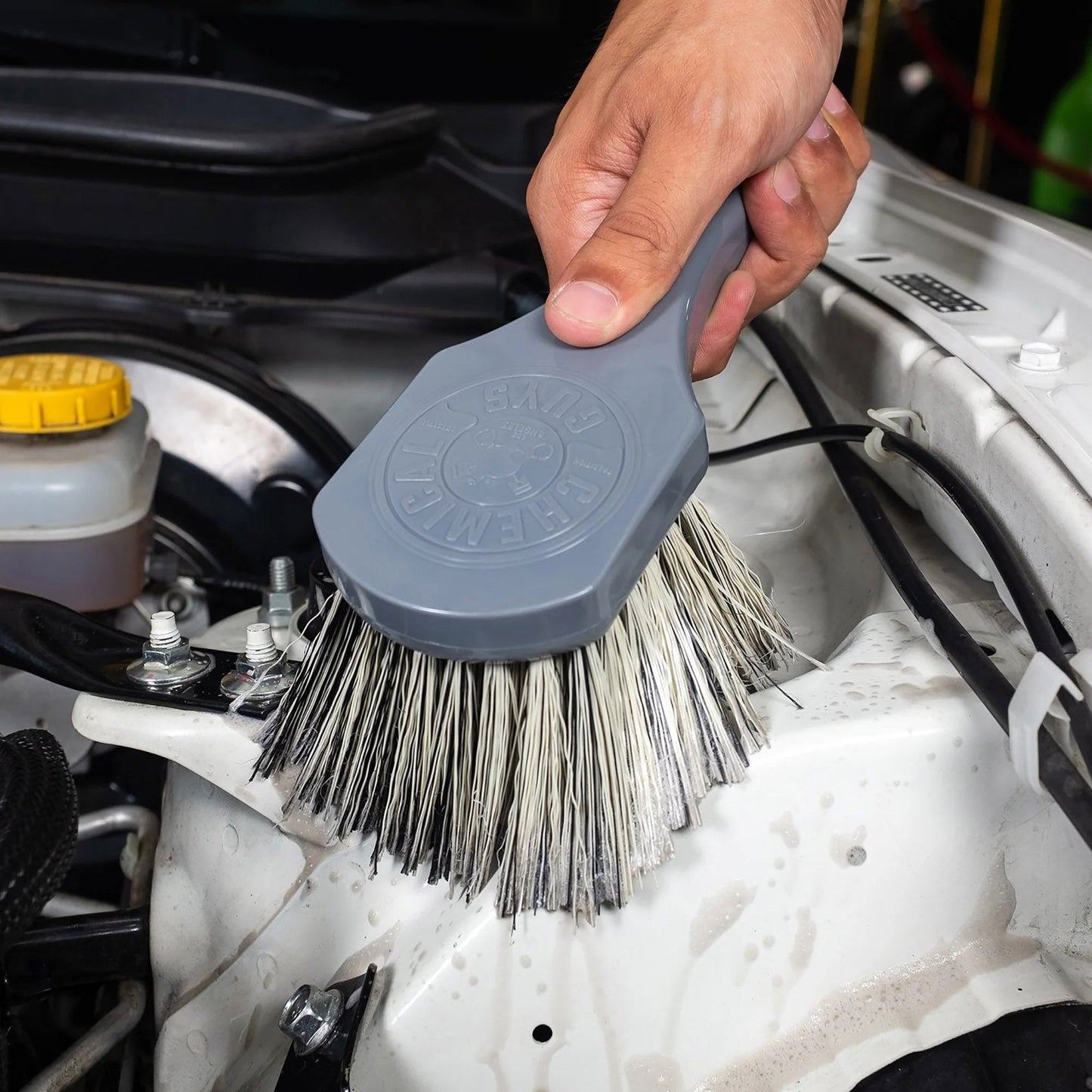 Wheel Works Medium Duty Wheel & Body Brush - Chemical Guys