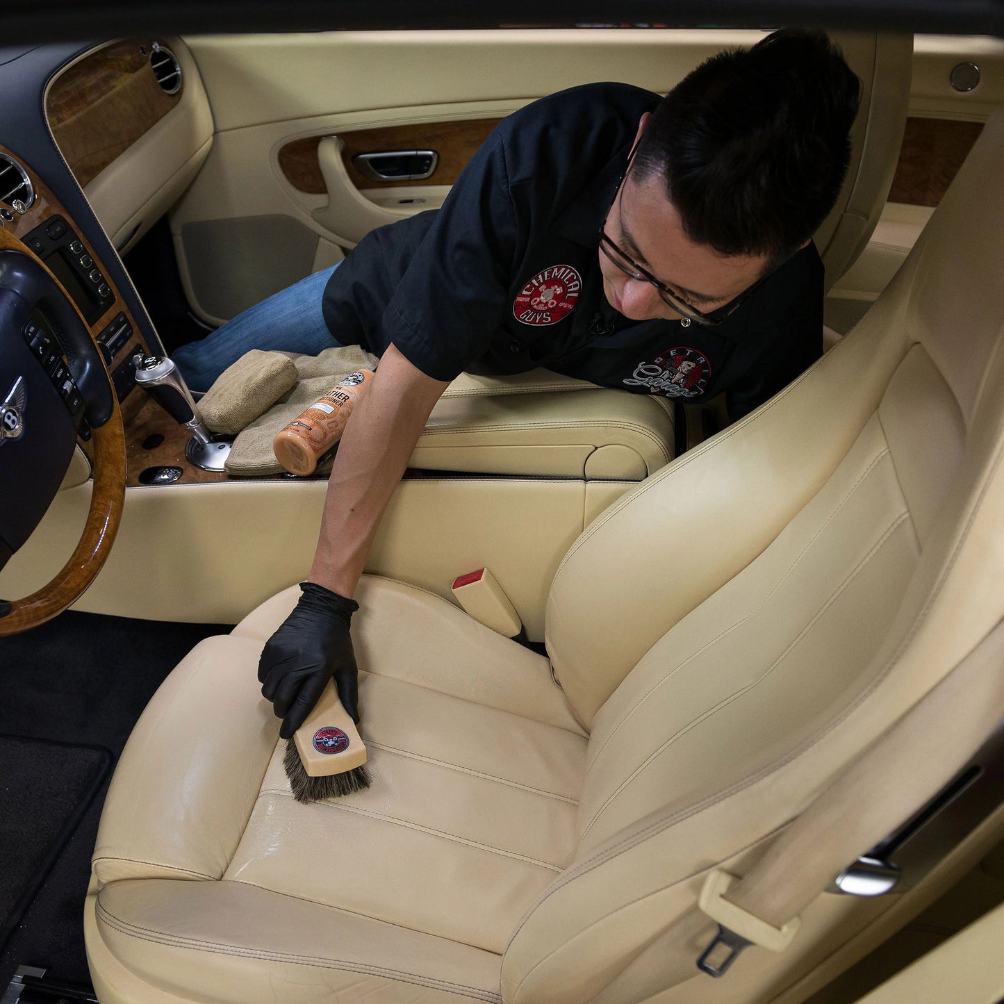 Long Horse Hair Interior & Upholstery Brush - Chemical Guys