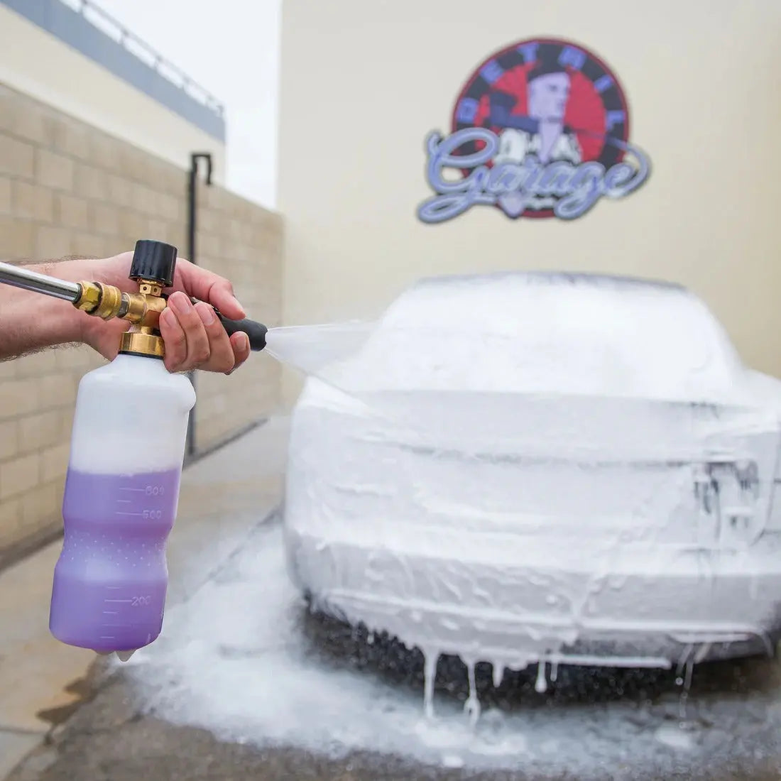Extreme BodyWash and Wax Car Wash Soap (16 oz) - Chemical Guys