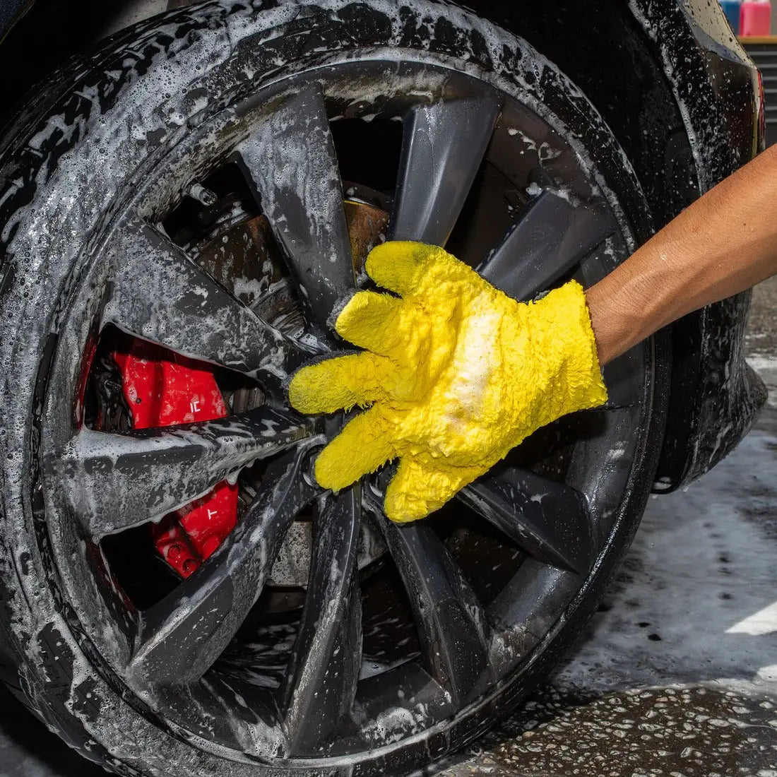 The Stranger Helpful Handy Mitt Chemical Guys