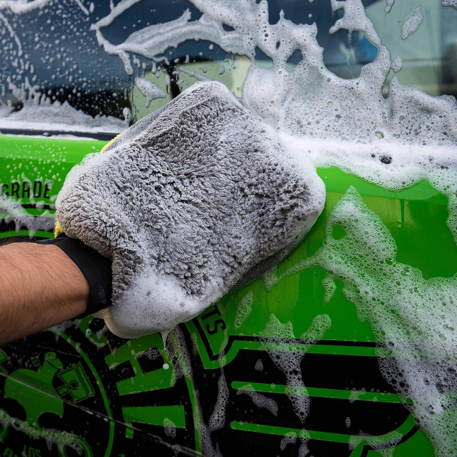 Waterproof 4 In 1 Microfiber Premium Wash Mitt Chemical Guys