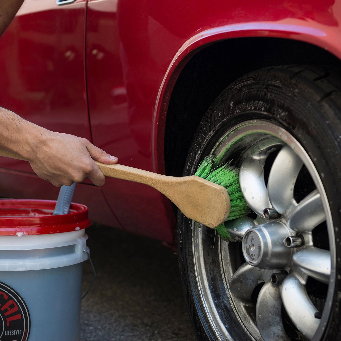 Flagged Tip Wheel Brush - Chemical Guys