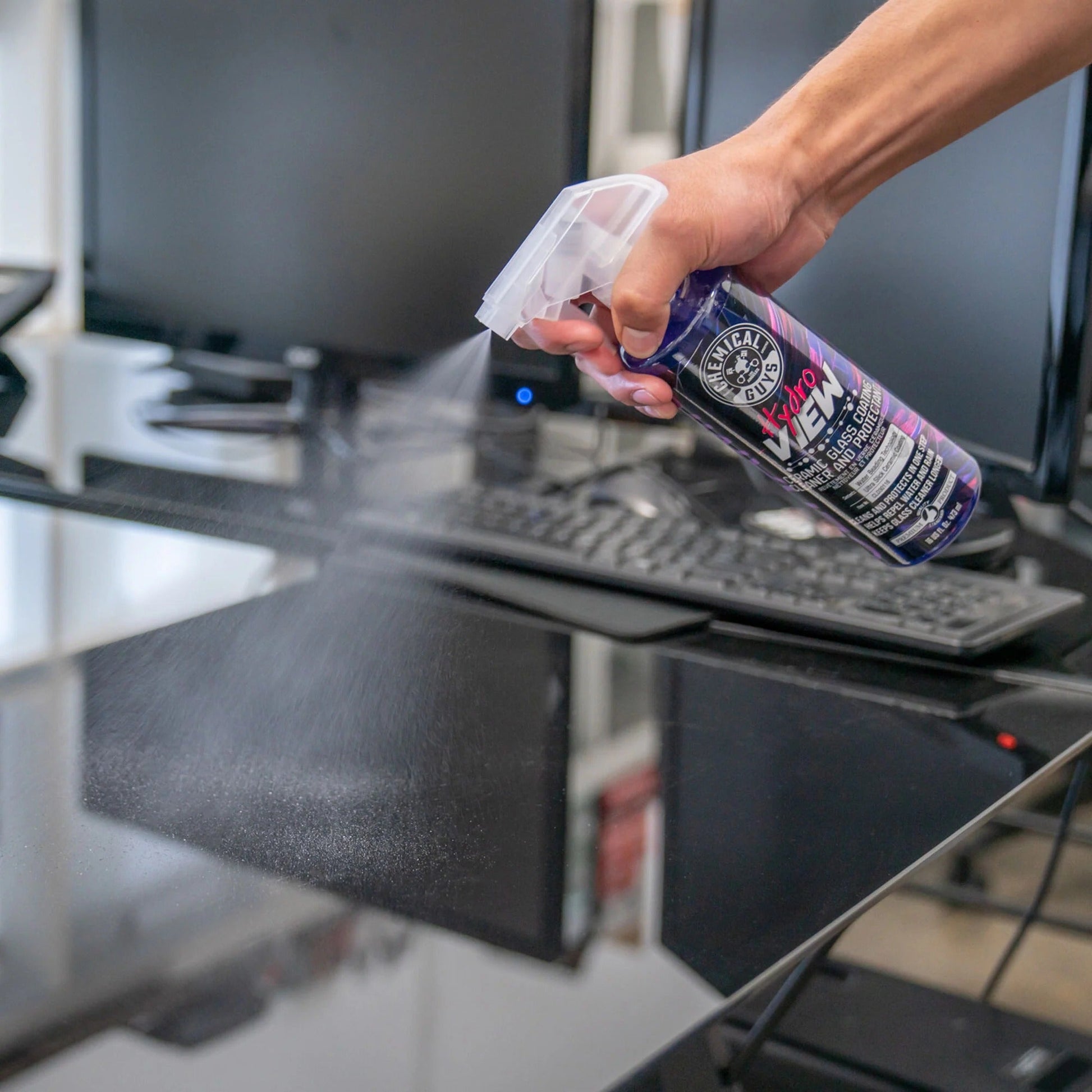 HydroView Ceramic Glass Cleaner & Coating (16oz) - Chemical Guys