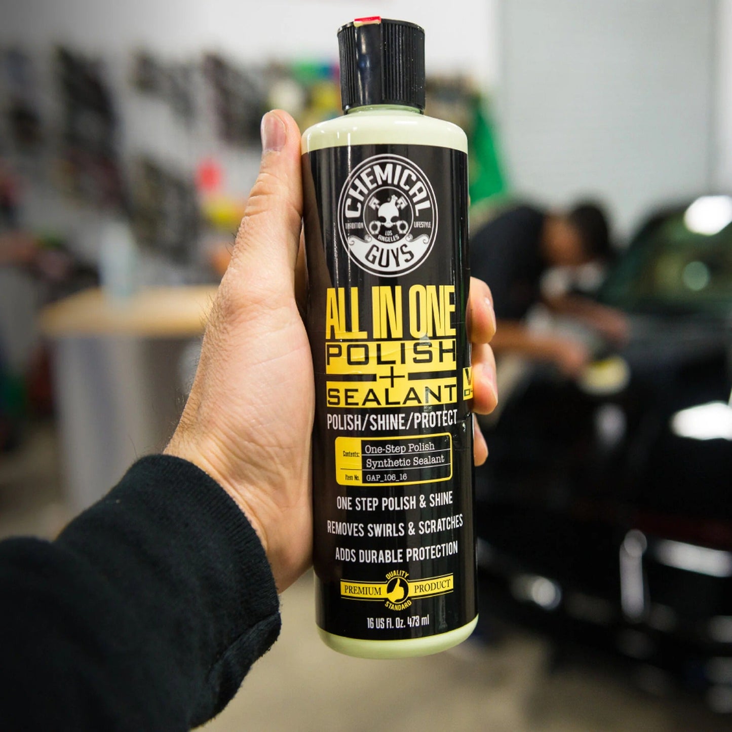 V4 Extreme All-In-1 Polish - Shine & Sealant (16 oz) - Chemical Guys