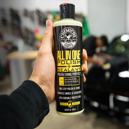 V4 Extreme All-In-1 Polish - Shine & Sealant (16 oz) - Chemical Guys