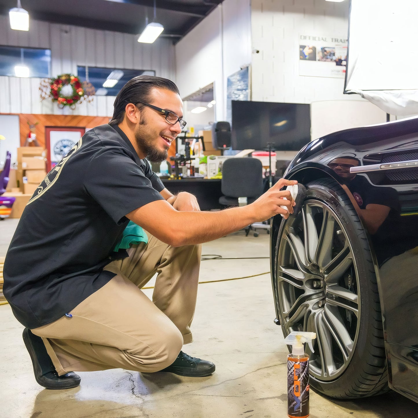 Hybrid V07 Optical Select Wet Tire Shine and Trim Dressing